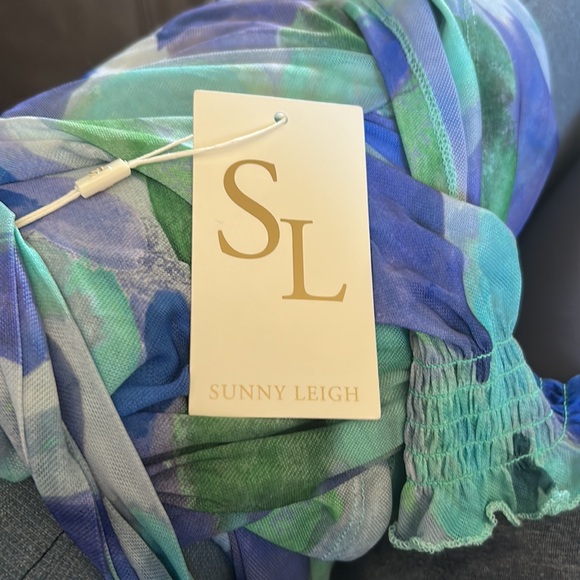 NWT! Sunny Leigh Woman’s Green & Blue Floral Print Dress Size Large - Picture 13 of 14